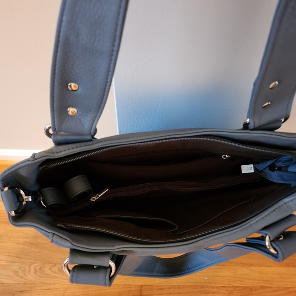 Handbag - Picture 3 of 4